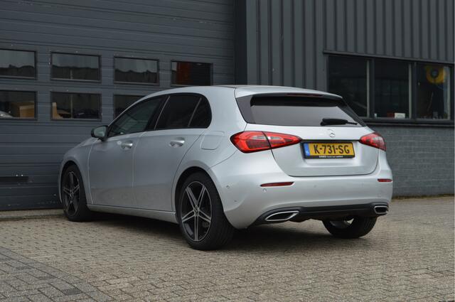Mercedes-Benz A-KLASSE 180 Business Solution