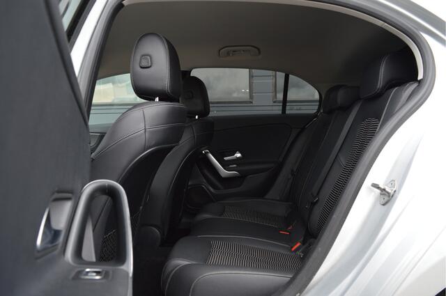 Mercedes-Benz A-KLASSE 180 Business Solution