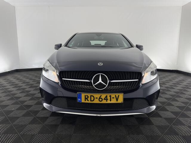Mercedes-Benz A-KLASSE 180 d Business Solution Aut. *LEATHER-FABRIC | NAVI-FULLMAP | CAMERA | AIRCO | CRUISE | TOWBAR | 16''ALU*