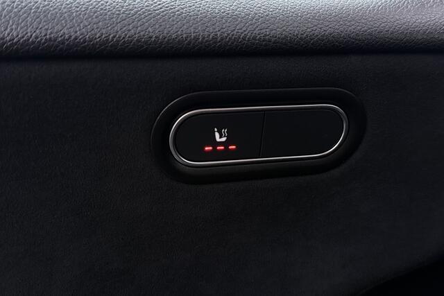 Mercedes-Benz A-KLASSE 180 Business Solution AMG (PANORAMADAK, STOELVERWARMING, PDC, CAMERA, NAVIGATIE)