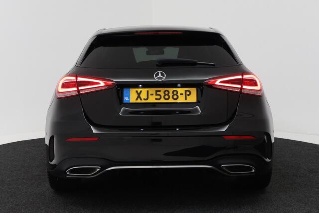 Mercedes-Benz A-KLASSE 200 Business Solution AMG (NAVIGATIE, CAMERA, STOELVERWARMING, LED, PDC)