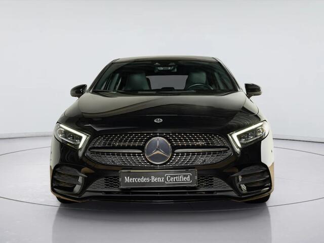 Mercedes-Benz A-KLASSE Hatchback 180 Business Solution AMG | Panorama dak | Trekhaak