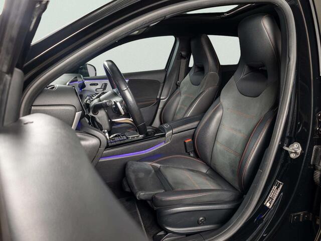 Mercedes-Benz A-KLASSE Hatchback 180 Business Solution AMG | Panorama dak | Trekhaak