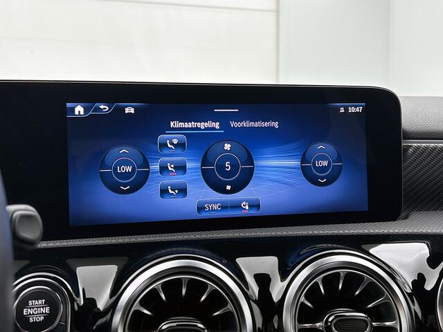 Mercedes-Benz A-KLASSE 250 e Night Plug-In Hybride Night Pakket | 18 Inch Velgen | Parkeerpakket met 360°-camera | Memory Voorstoelen | Distronic | Dodehoekassistent. Inclusief 24 maanden MB Certified garantie voor Europa.