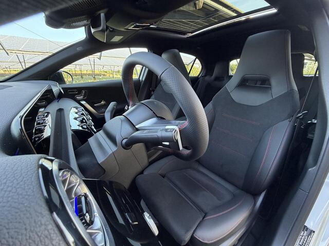 Mercedes-Benz A-KLASSE 250e Business Solution AMG | Night | Panoramadak | Memory | Head-up display | 360 camera | Sfeerverlichting |