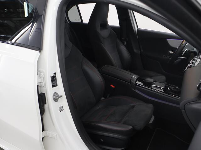 Mercedes-Benz A-KLASSE 250 e Business Solution AMG Limited | Night | Panoramadak | Memory | Multibeam | Widescreen |
