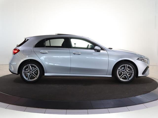 Mercedes-Benz A-KLASSE 250e Business Solution AMG | Panoramaschuifdak | Stoelverwarming | Achteruitrijcamera | MULTIBEAM LED |