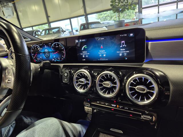 Mercedes-Benz A-KLASSE 200 Premium Plus AMG Panorama | Camera | LED | Volleder | Burmester