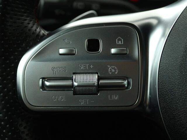 Mercedes-Benz A-KLASSE 180 Business Solution AMG