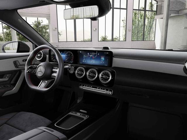 Mercedes-Benz A-KLASSE Hatchback 180 Business Solution AMG