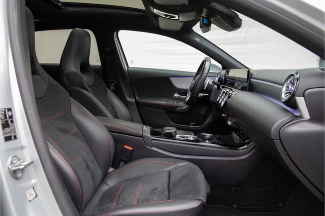 Mercedes-Benz A-KLASSE 200 AMG Premium, Pano, Widescreen, Sfeerverlichting, 19"