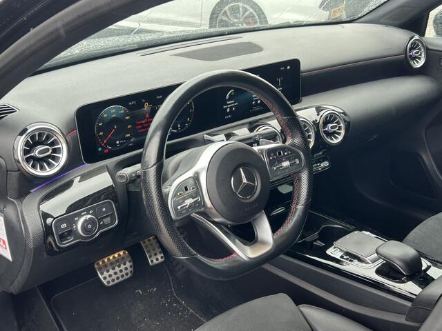 Mercedes-Benz A-KLASSE 200 | BTW Auto | Fender Audio | Widescreen | Sfeerverlichting |