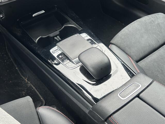 Mercedes-Benz A-KLASSE 200 | BTW Auto | Fender Audio | Widescreen | Sfeerverlichting |