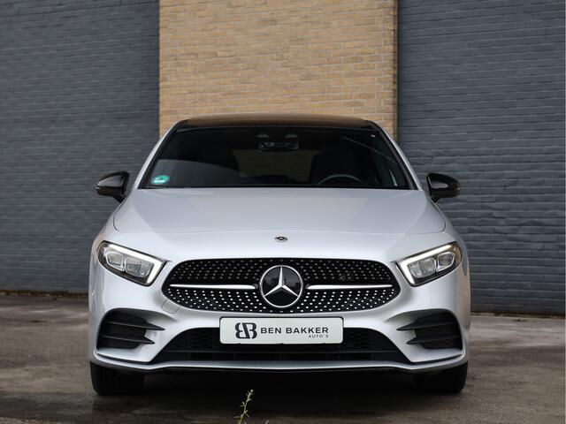 Mercedes-Benz A-KLASSE 250 e AMG Limited | Night Pakket | Pano | Sfeerverlichting | Haak | Carplay |
