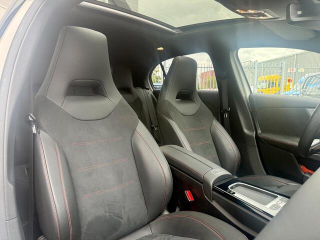 Mercedes-Benz A-KLASSE 250 e AMG Line