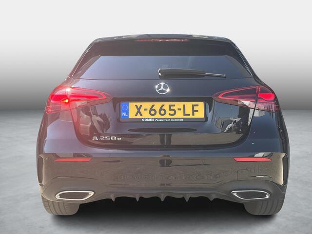 Mercedes-Benz A-KLASSE 250 e AMG Line