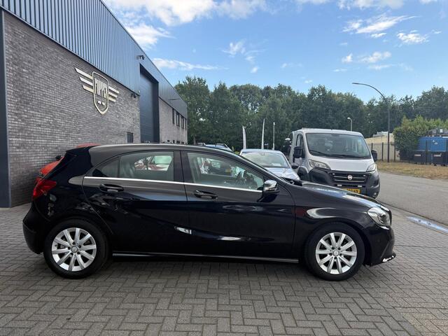 Mercedes-Benz A-KLASSE 180 Business Solution | 1E EIGENAAR | 3/6/12 MND GARANTIE | LED | CRUISE | CAMERA | STOELVERW. | BLUETOOTH |