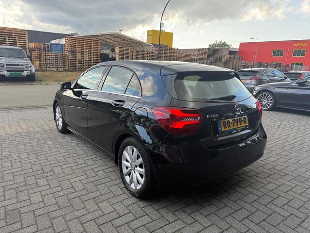 Mercedes-Benz A-KLASSE 180 Business Solution | 1E EIGENAAR | 3/6/12 MND GARANTIE | LED | CRUISE | CAMERA | STOELVERW. | BLUETOOTH |