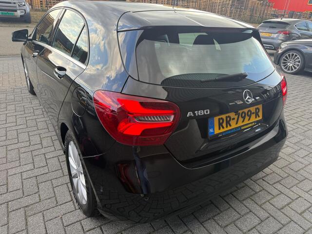 Mercedes-Benz A-KLASSE 180 Business Solution | 1E EIGENAAR | 3/6/12 MND GARANTIE | LED | CRUISE | CAMERA | STOELVERW. | BLUETOOTH |