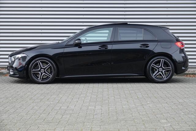 Mercedes-Benz A-KLASSE 250 Premium Plus AMG Line | Nightpakket | Pano | Camera | Sfeer | Burmester | Carplay |