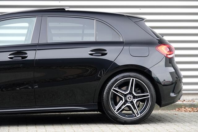 Mercedes-Benz A-KLASSE 250 Premium Plus AMG Line | Nightpakket | Pano | Camera | Sfeer | Burmester | Carplay |