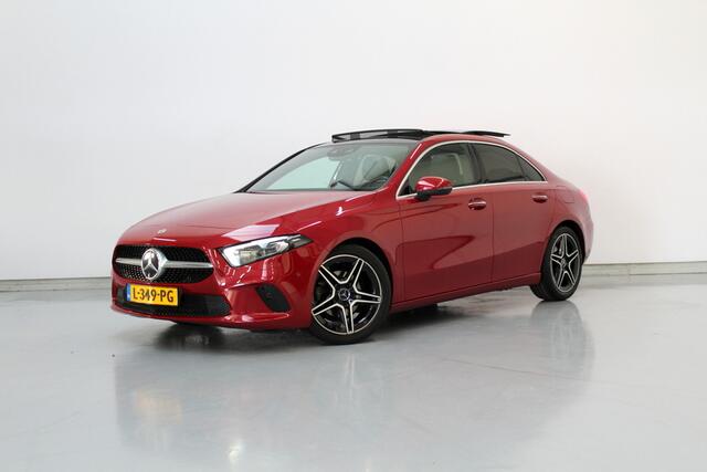 Mercedes-Benz A-KLASSE 180 Business Solution Luxury 136PK, RIJLAAR | PANORAMADAK | SFEERVERLICHTING | CAMERA | LEER | MEMORY STOELEN