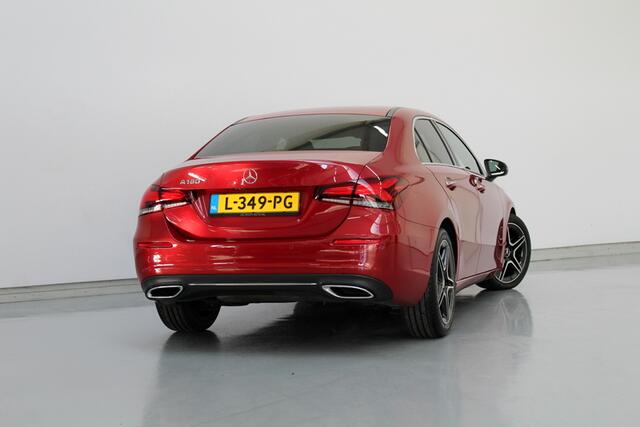 Mercedes-Benz A-KLASSE 180 Business Solution Luxury 136PK, RIJLAAR | PANORAMADAK | SFEERVERLICHTING | CAMERA | LEER | MEMORY STOELEN