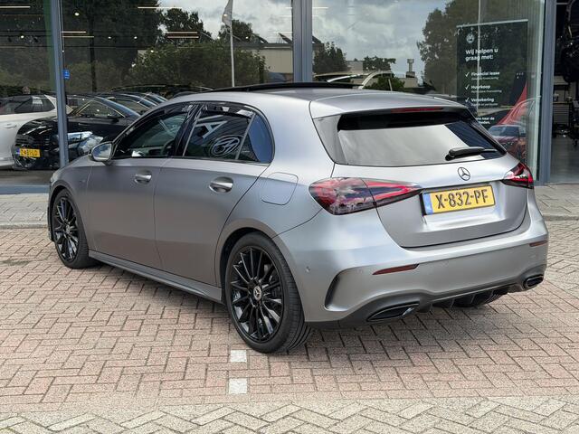 Mercedes-Benz A-KLASSE 200 Launch Edition Premium Plus AMG | PANORAMADAK | SFEER VERLICHTING | CAMERA | MAT GRIJS | STOELVERWARMING | NAVIGATIE | MATRIX LED | APPLE CARPLAY / ANDROID AUTO | CRUISECONTROL |