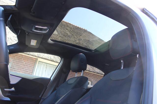 Mercedes-Benz A-KLASSE 250 e PHEV AMG SOh 97,1% PANO SFEER LED ORG NL 110000KM!!!