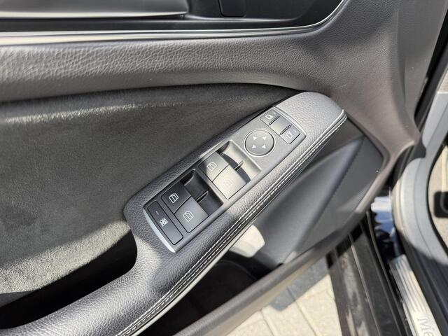 Mercedes-Benz A-KLASSE 180 Business Solution AMG