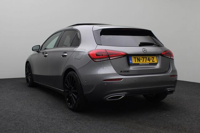 Mercedes-Benz A-KLASSE 200 Launch Edition Premium 2018 | Schuif Kantel Dak | Goed Onderhouden | Burmester Audio | Nationale Autopas | Boekjes | Onderhoudshistorie | Keyless | DAB Radio | 2 Sleutels