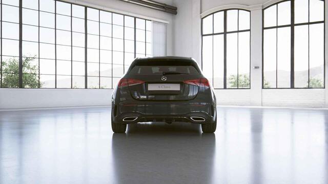 Mercedes-Benz A-KLASSE 180 AMG Line | Night | Panoramadak | Stoelverwarming | Widescreen |