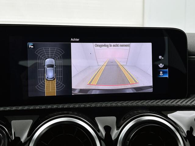 Mercedes-Benz A-KLASSE 180 Business Solution Ledkoplampen | Parkeerpakket met achteruitrijcamera |Stoelverwarming voor | Spiegelpakket. Inclusief 24 maanden MB Certified garantie voor Europa.