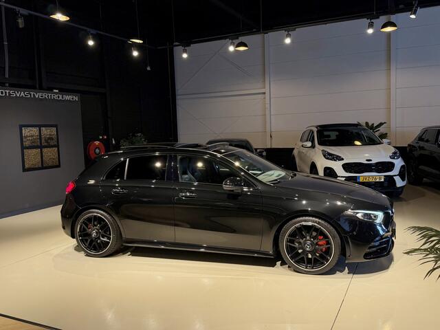 Mercedes-Benz A-KLASSE A200 AMG Pano|Camera|Memory|Sfeer|Night Zwart