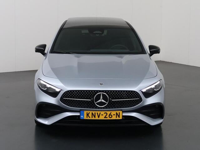 Mercedes-Benz A-KLASSE 180 Business Solution AMG | Panoramaschuifdak | Premium plus | Head-Up | Stoelverwarming | Achteruitrijcamera | MULTIBEAM LED |