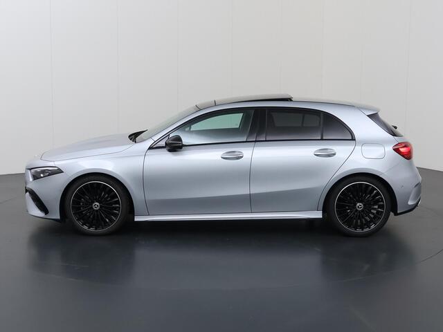 Mercedes-Benz A-KLASSE 180 Business Solution AMG | Panoramaschuifdak | Premium plus | Head-Up | Stoelverwarming | Achteruitrijcamera | MULTIBEAM LED |