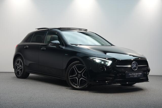 Mercedes-Benz A-KLASSE 250 e AMG ? PANO ? MULTIBEAM ? NIGHT ? CAMERA ? SFEERVERLICHTING ? CRUISE ? BTW ? 1.EIG