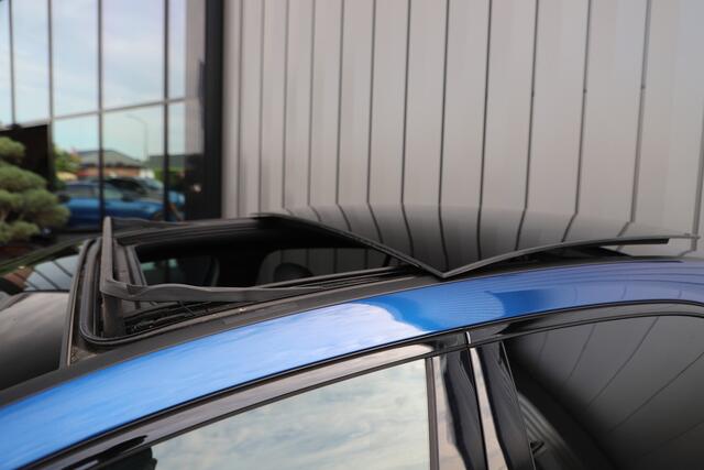 Mercedes-Benz A-KLASSE 250e AMG | 218PK | Head-up | Memory | Keyless-go | Sfeerverlichting | Distronic+ | Pano | Multibeam | Standkachel | 2024.