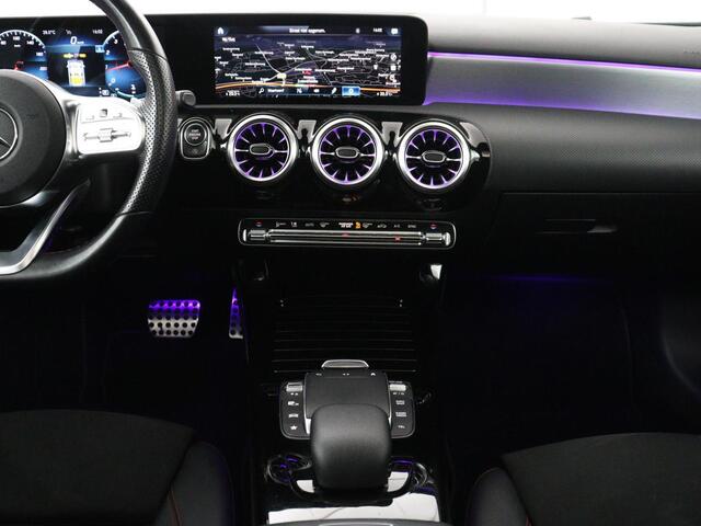 Mercedes-Benz A-KLASSE 200 AMG Business Solution Aut. | Pano | LED | Half Leder | Sfeerverlichting | Elec. Stoelen | Stoelverwarming | Virtual Display | Navi | Camera | Trekaak | Carplay