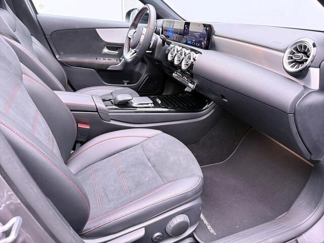 Mercedes-Benz A-KLASSE 180 Business Solution AMG AMG Line | Night Pakket | Schuif-Kanteldak | Inclusief 24 maanden MB Certified garantie voor Europa.