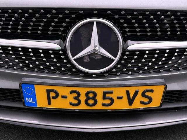 Mercedes-Benz A-KLASSE 180 Business Solution AMG AMG Line | Night Pakket | Schuif-Kanteldak | Inclusief 24 maanden MB Certified garantie voor Europa.