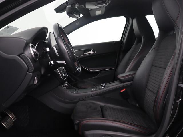 Mercedes-Benz A-KLASSE 180 Business Solution AMG | Leder/alcantara | Stoelverwarming | Cruise control | Navigatie | Bluetooth | Camera | Park assist | Trekhaak