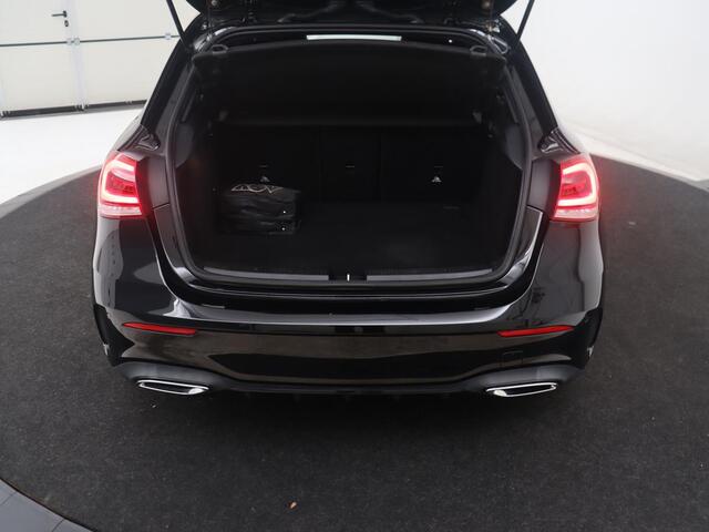 Mercedes-Benz A-KLASSE 250 Premium Plus | Panoramadak | Leder/alcantara | Memory | Cruise control | Stoelverwarming | Sfeerverlichting | Navigatie | Carplay | Climate control | Camera | Park assist