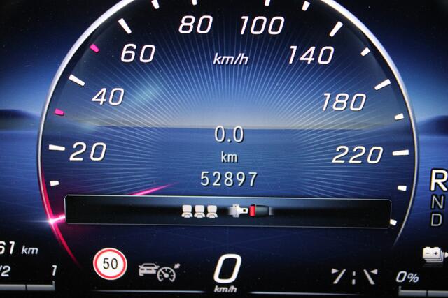 Mercedes-Benz A-KLASSE 250e AUT8 Luxury Line DISTRONIC <<FACELIFT>> – foto 4