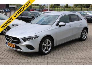 Mercedes-Benz A-KLASSE 250e AUT8 Luxury Line DISTRONIC <<FACELI