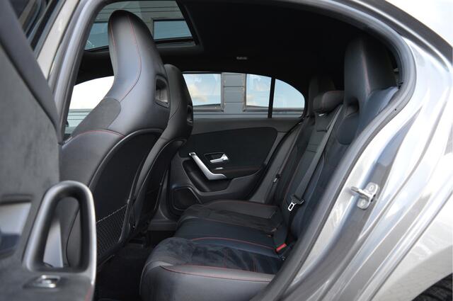 Mercedes-Benz A-KLASSE 250 e Star Edition AMG Line | SOH 95% | PANO | CAM | NIGHTPAKKET |