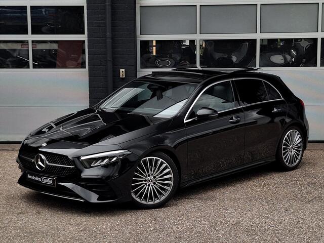 Mercedes-Benz A-KLASSE 180 AMG Line | Panoramadak | Achteruitrijcamera | Sfeerverlichting | Stoelverwarming | Advanced Sound System | Dodehoekassistentie | Keyless-GO | Parkeersensoren Rondom | Privacy Glas Achter