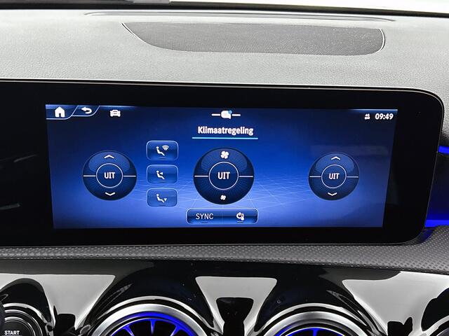 Mercedes-Benz A-KLASSE 200 AMG Line | AMG-Line Interieur | AMG-Line Exterieur | Achteruitrijcamera | Sfeerverlichting | Keyless Entry | 24 Maanden Mercedes-Benz Certified garantie.