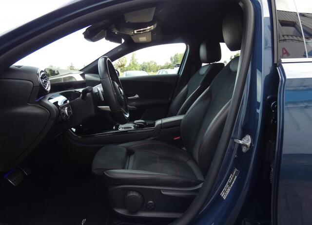 Mercedes-Benz A-KLASSE 200 AMG UPGRADE EDITION,Pano,Led,Camera