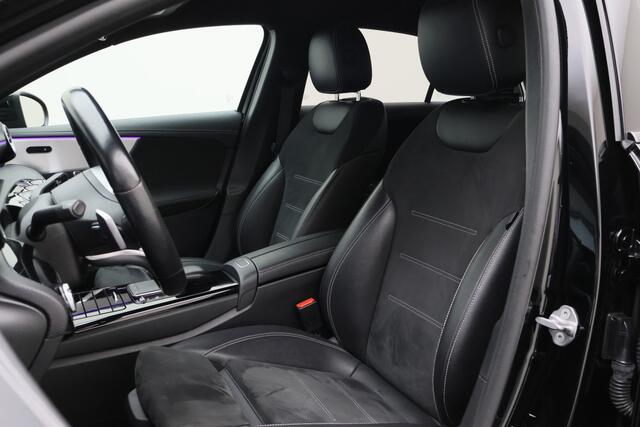 Mercedes-Benz A-KLASSE 250 e Business Solution AMG Limited SOH 100%, Sfeerverlichting, Apple Carplay, Camera, LED, Lane Assist, 18"